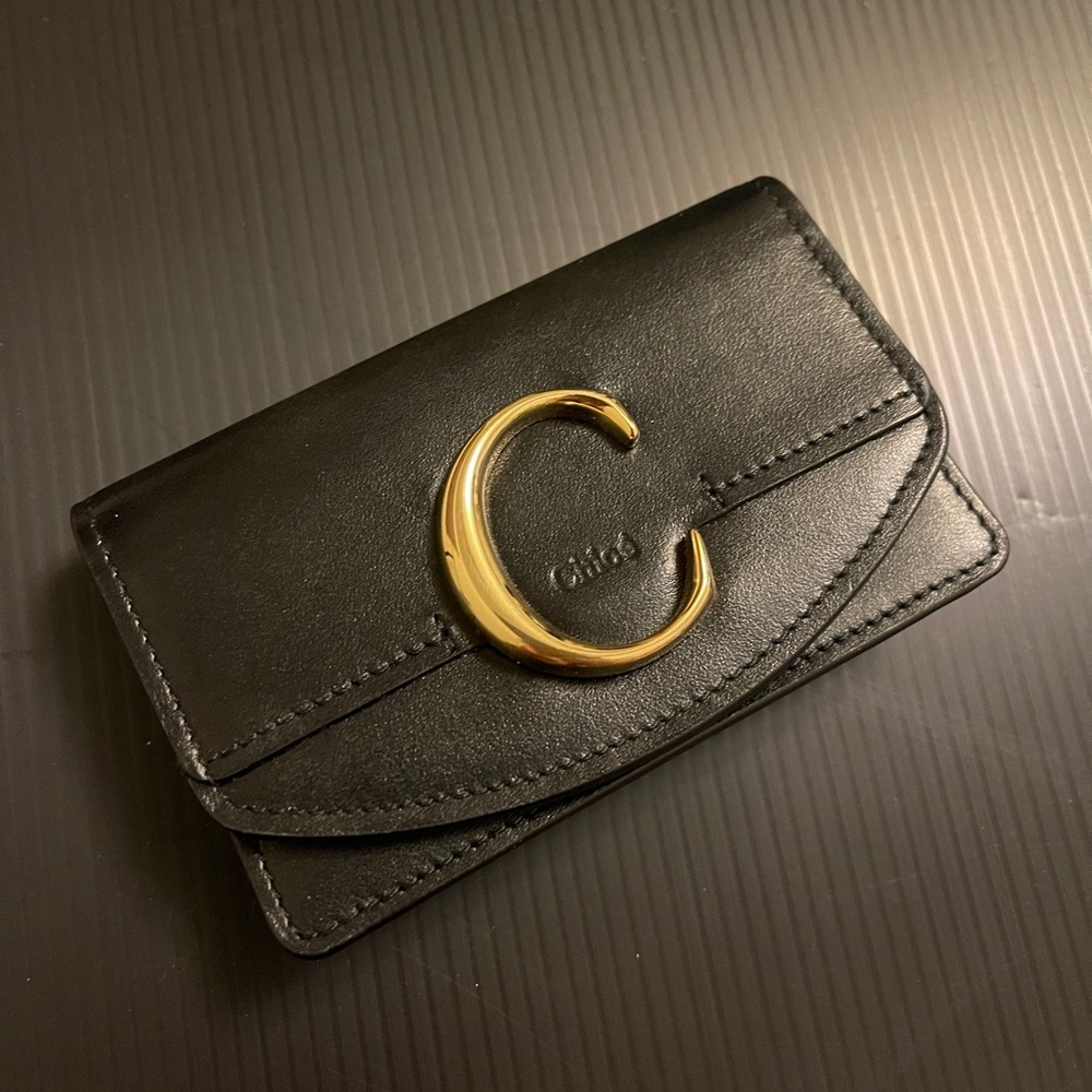 100% authentic Chloe C card holder in black